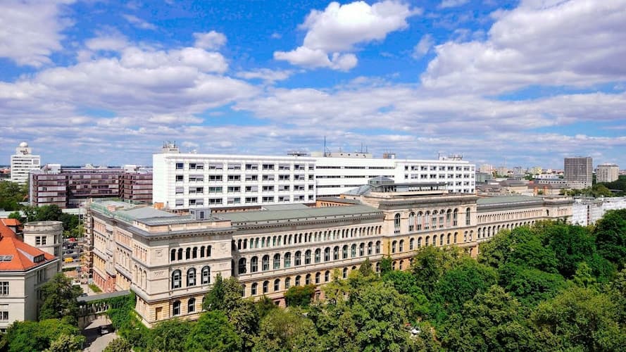 Đại học công nghệ Berlin (ảnh: internet). 
