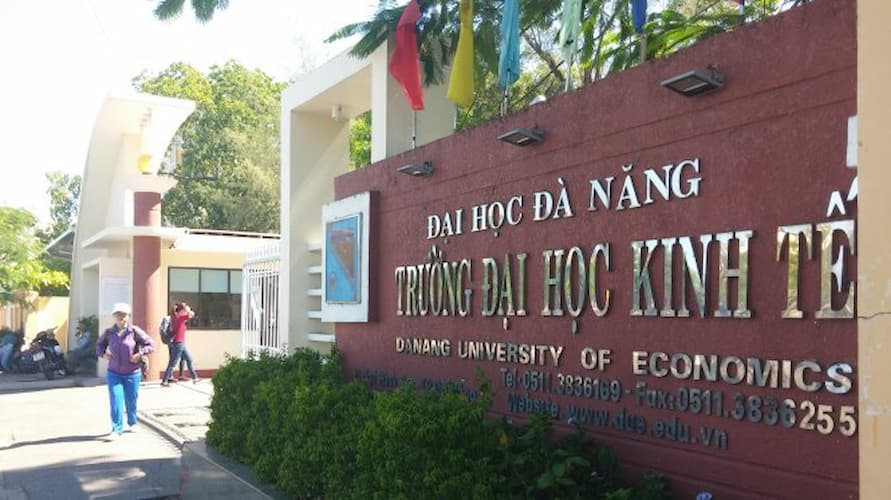 Đại học kinh tế Đà Nẵng với 45 năm xây dựng và phát triển (ảnh: internet)